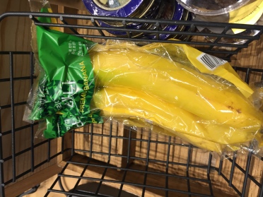 If only bananas had a protective cover so they did not need plastic…..if only